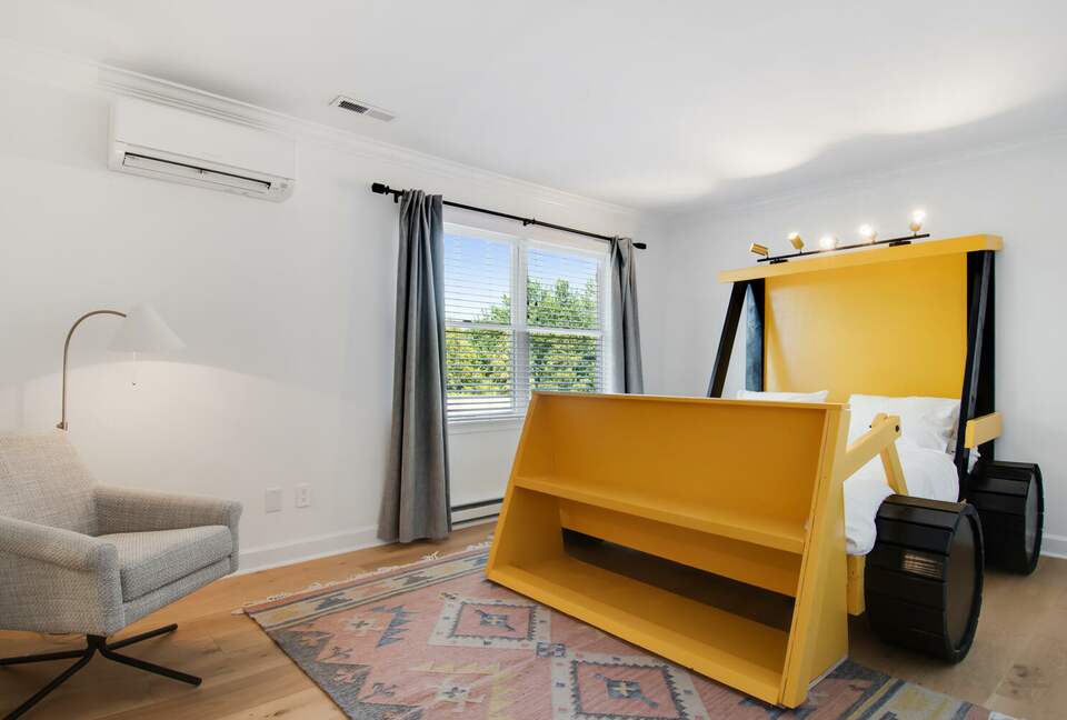 Cedar Cove Retreat | 13 Bedrooms Waterfront Estate with, Pool, Gym, and more - St. Michaels, Maryland