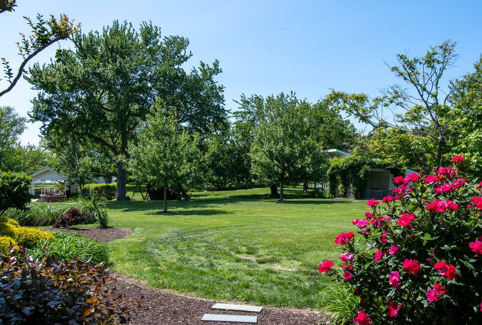 Cedar Cove Retreat | 13 Bedrooms Waterfront Estate with, Pool, Gym, and more - St. Michaels, Maryland