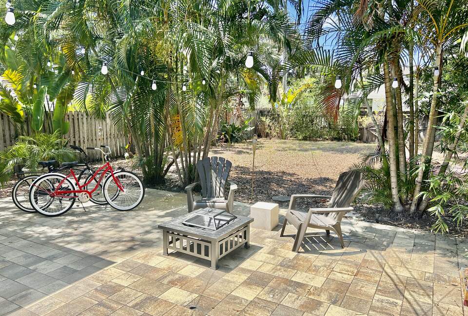 Craftsman Bungalow in Historic Kenwood - 3 Blocks to Central Ave! - St. Petersburg, Florida