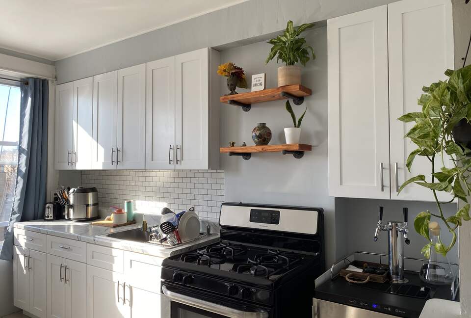 An Absolute Gem - In The Heart of Astoria NYC - Directly on 30th Ave - New York City, New York