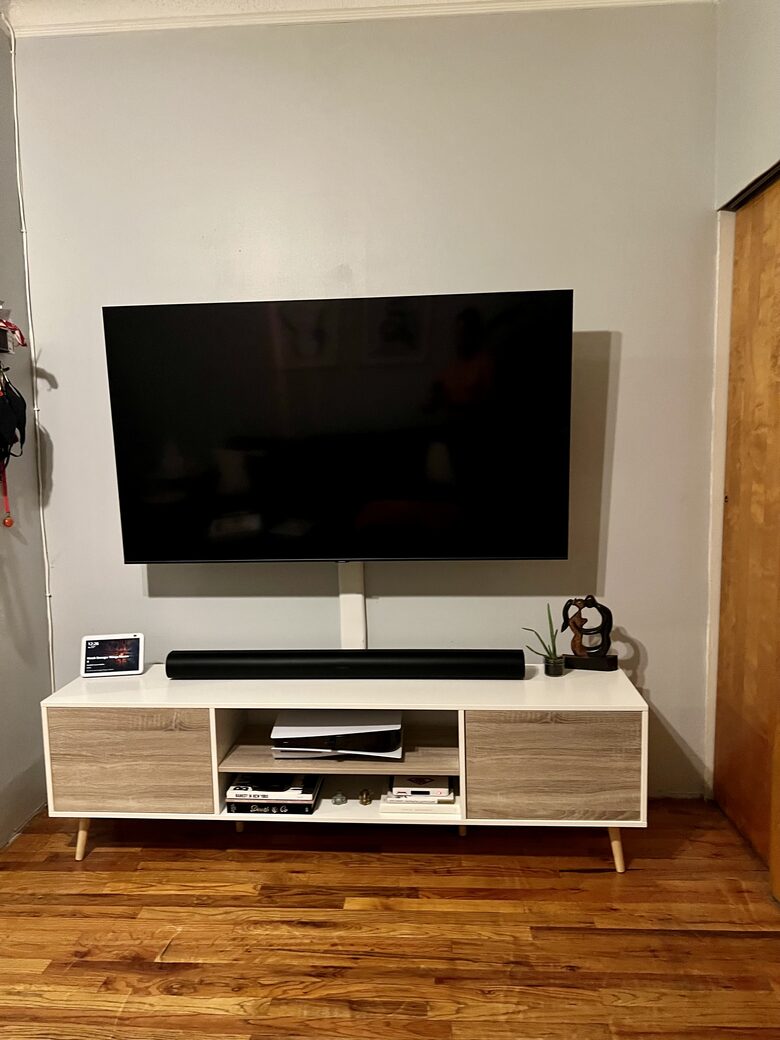 An Absolute Gem - In The Heart of Astoria NYC - Directly on 30th Ave - New York City, New York