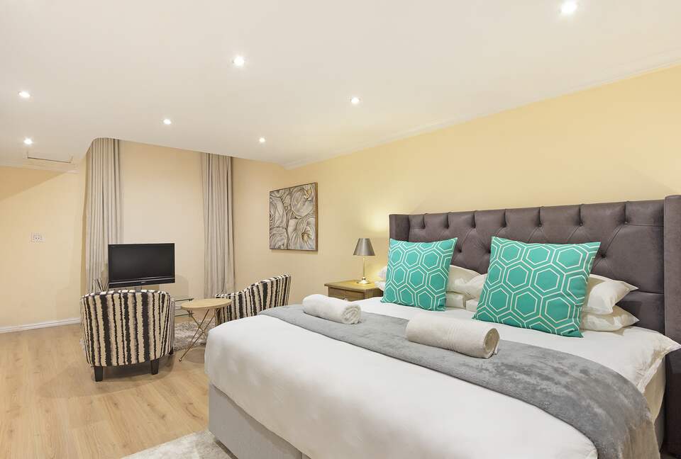 Lyonesse House | Lyons Den - Cape Town, South Africa