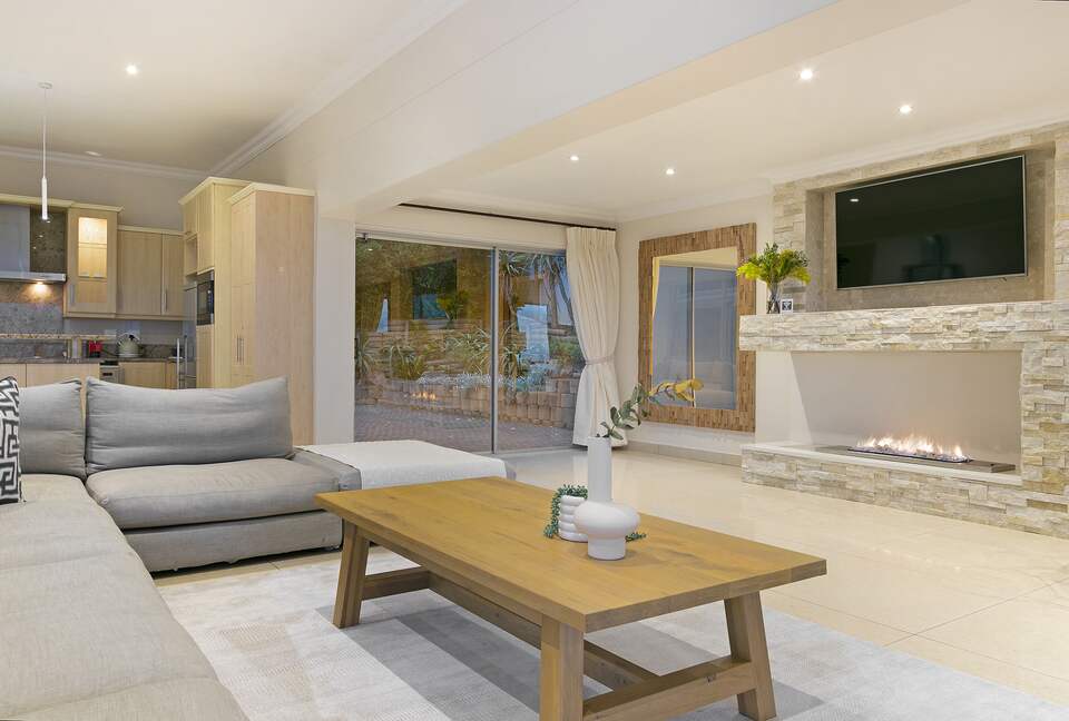 Lyonesse House | Lyons Den - Cape Town, South Africa