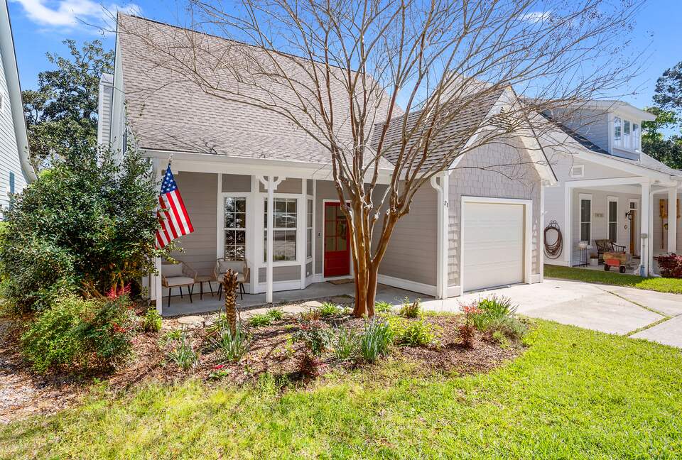 High Tides Riverfront Cottage - Port Royal, South Carolina