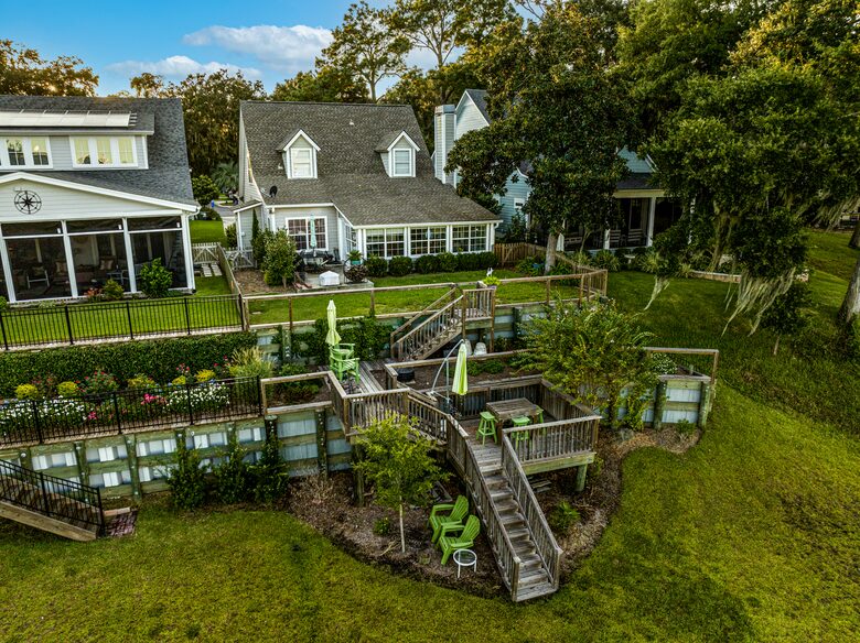 High Tides Riverfront Cottage - Port Royal, South Carolina