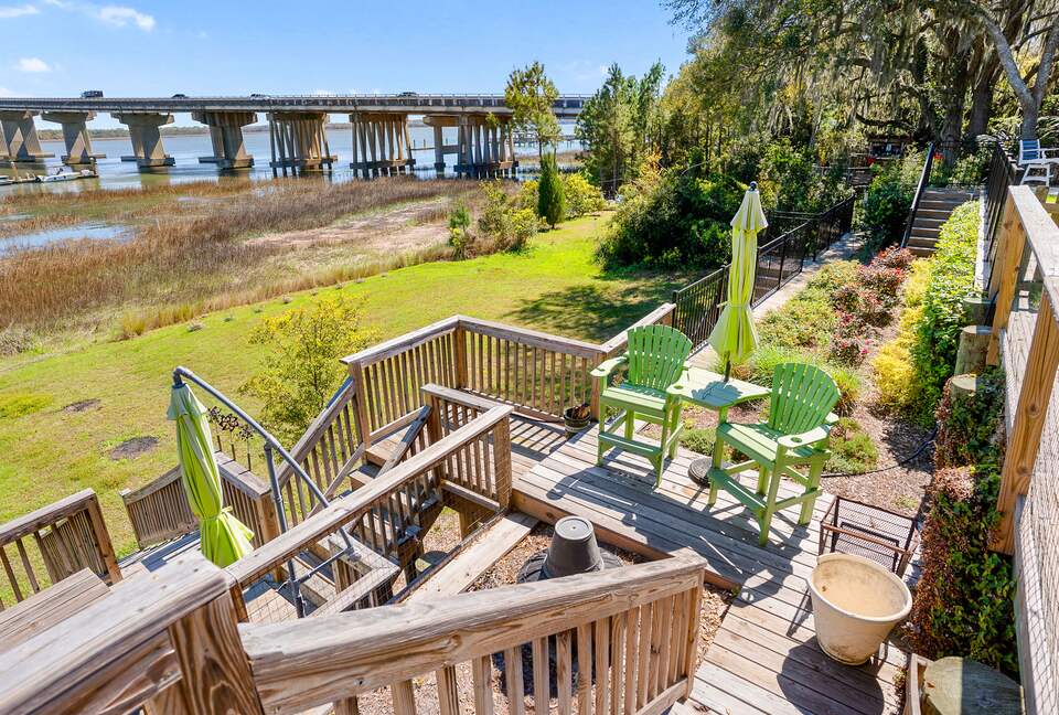 High Tides Riverfront Cottage - Port Royal, South Carolina