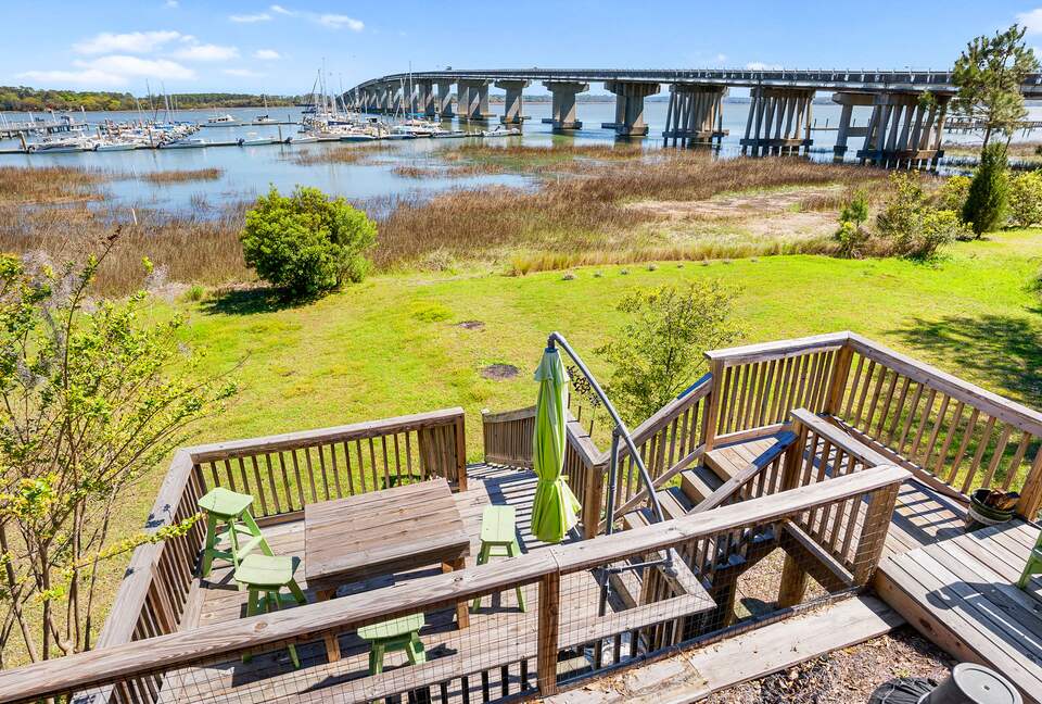 High Tides Riverfront Cottage - Port Royal, South Carolina