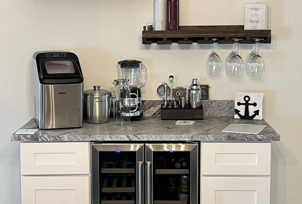 High Tides Riverfront Cottage - Port Royal, South Carolina