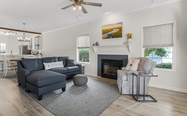 High Tides Riverfront Cottage - Port Royal, South Carolina