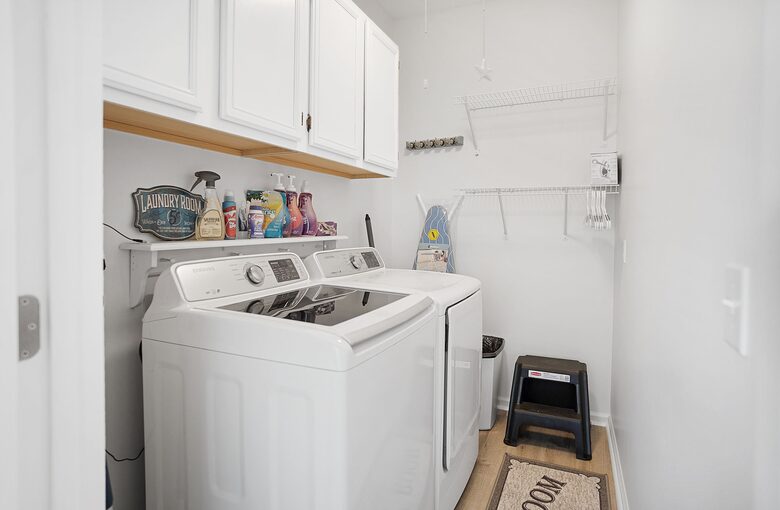 High Tides Riverfront Cottage - Port Royal, South Carolina