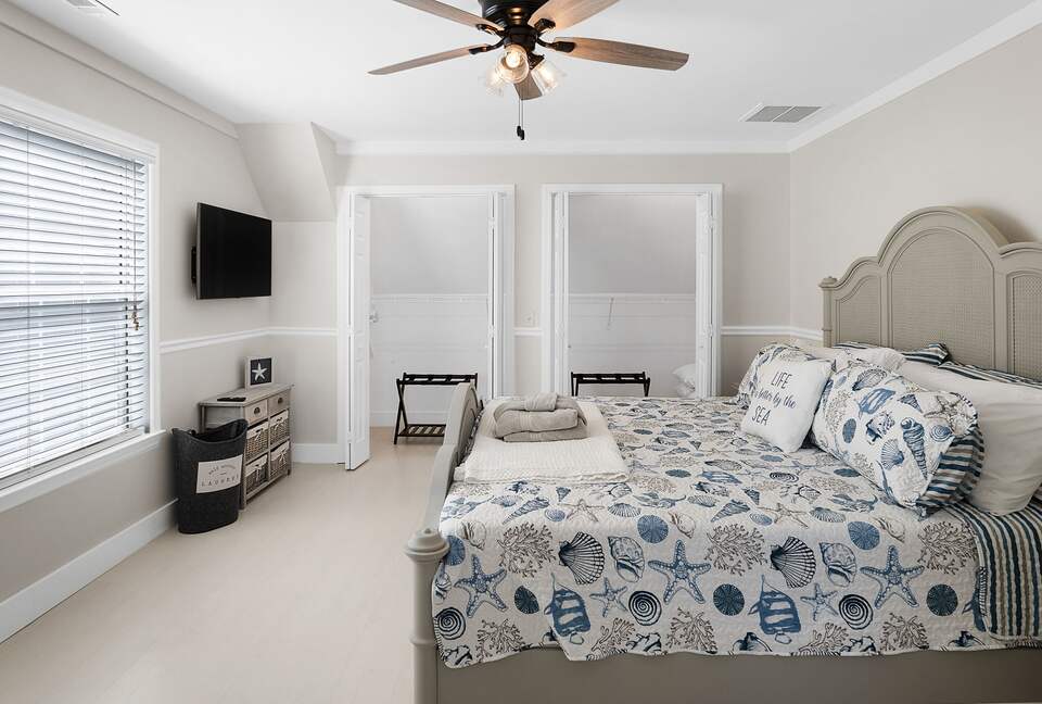 High Tides Riverfront Cottage - Port Royal, South Carolina