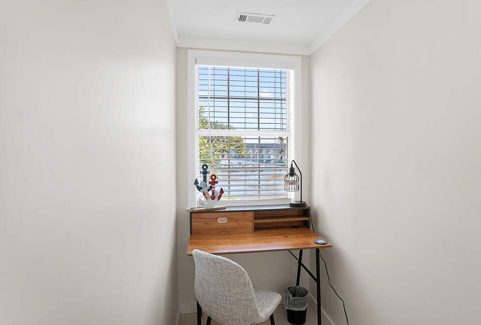 High Tides Riverfront Cottage - Port Royal, South Carolina