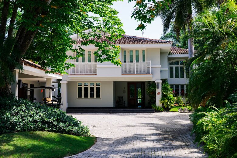 Dorado Beach House 4 Bedroom with Access to Resort Amenities (Fee) - Dorado, Puerto Rico