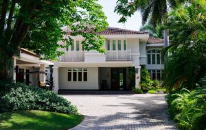 Dorado Beach House 4 Bedroom with Access to Resort Amenities (Fee) - Dorado, Puerto Rico