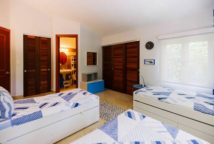 Dorado Beach House 4 Bedroom with Access to Resort Amenities (Fee) - Dorado, Puerto Rico