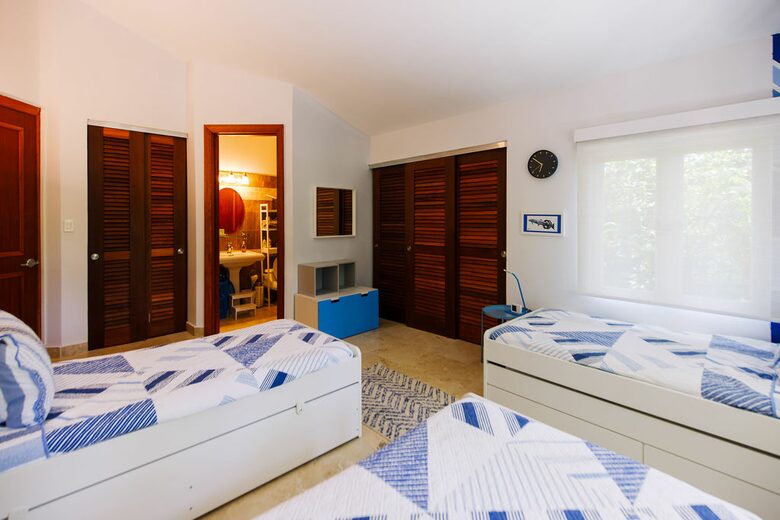 Dorado Beach House 4 Bedroom with Access to Resort Amenities (Fee) - Dorado, Puerto Rico