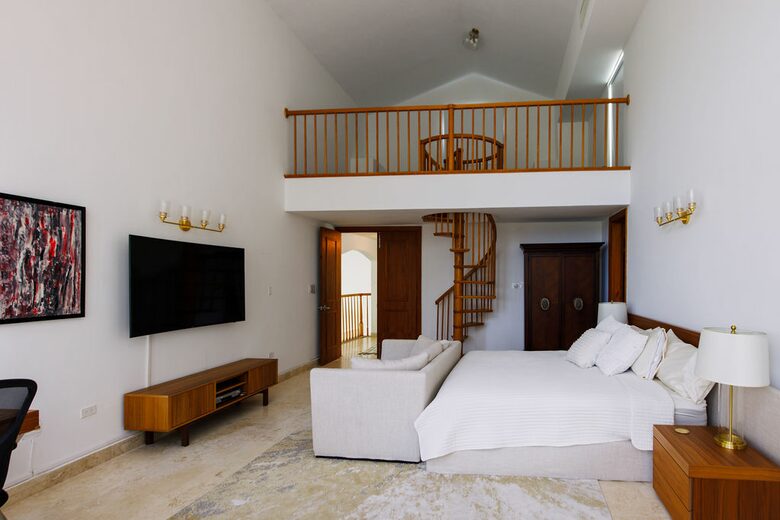 Dorado Beach House 4 Bedroom with Access to Resort Amenities (Fee) - Dorado, Puerto Rico