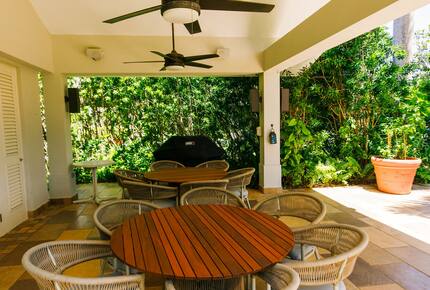 Dorado Beach House 4 Bedroom with Access to Resort Amenities (Fee) - Dorado, Puerto Rico