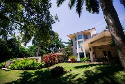 Dorado Beach House 4 Bedroom with Access to Resort Amenities (Fee) - Dorado, Puerto Rico
