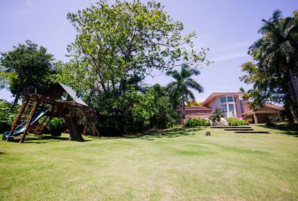 Dorado Beach House 4 Bedroom with Access to Resort Amenities (Fee) - Dorado, Puerto Rico
