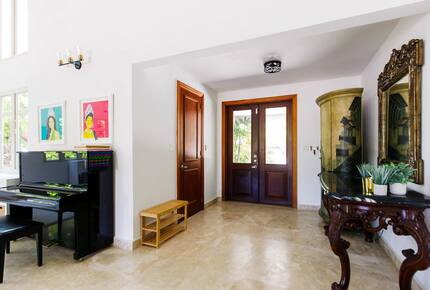 Dorado Beach House 4 Bedroom with Access to Resort Amenities (Fee) - Dorado, Puerto Rico
