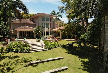 Dorado Beach House 4 Bedroom with Access to Resort Amenities (Fee) - Dorado, Puerto Rico