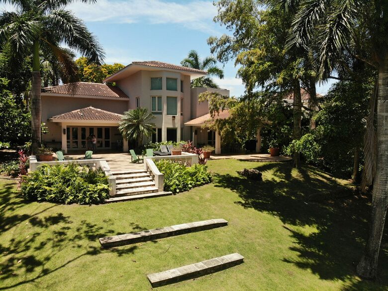 Dorado Beach House 4 Bedroom with Access to Resort Amenities (Fee) - Dorado, Puerto Rico