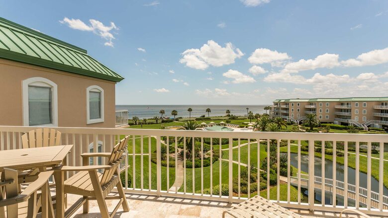 St. Simons Grand #321 | Oceanfront Condo with Balcony, Swimming Pool and Boardwalk to Beach - St Simons, Georgia