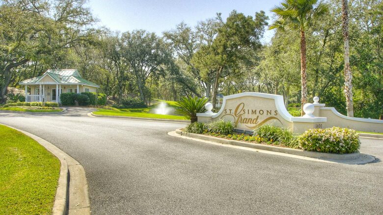 St. Simons Grand #321 | Oceanfront Condo with Balcony, Swimming Pool and Boardwalk to Beach - St Simons, Georgia