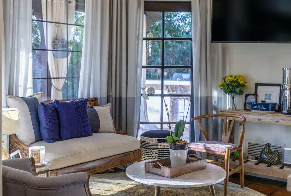 Modern Remodeled Desert Retreat - Scottsdale, Arizona