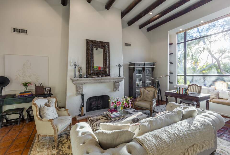 Modern Remodeled Desert Retreat - Scottsdale, Arizona