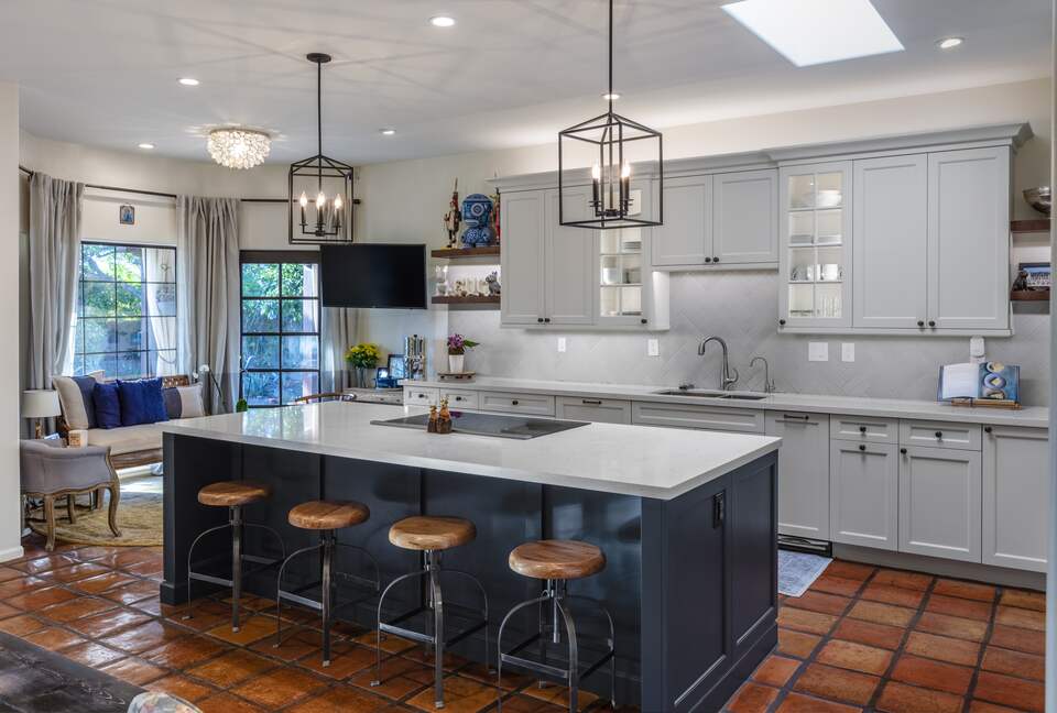 Modern Remodeled Desert Retreat - Scottsdale, Arizona