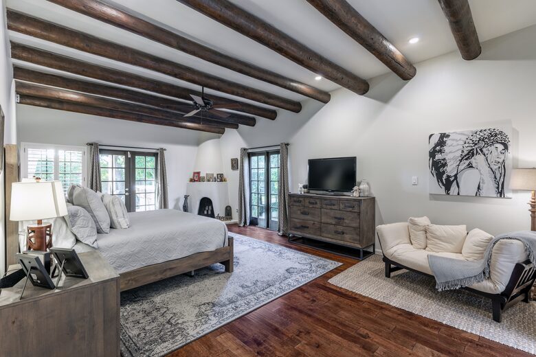 Modern Remodeled Desert Retreat - Scottsdale, Arizona