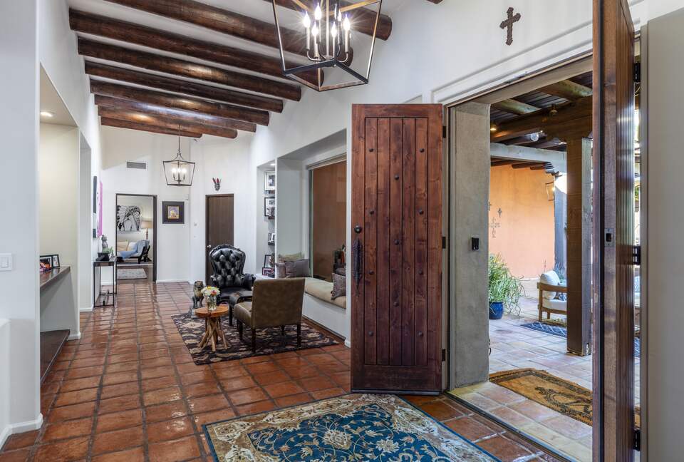 Modern Remodeled Desert Retreat - Scottsdale, Arizona