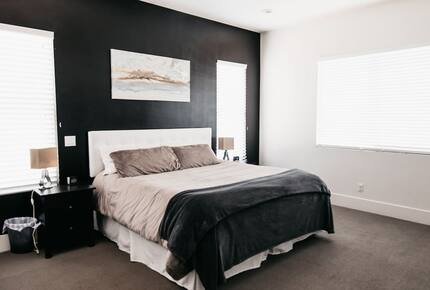 Modern Family-Friendly House | Fun Backyard Private Pool & Pickleball - Hurricane, Utah