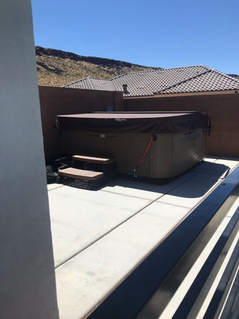 Modern Family-Friendly House | Fun Backyard Private Pool & Pickleball - Hurricane, Utah