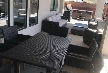 Modern Family-Friendly House | Fun Backyard Private Pool & Pickleball - Hurricane, Utah