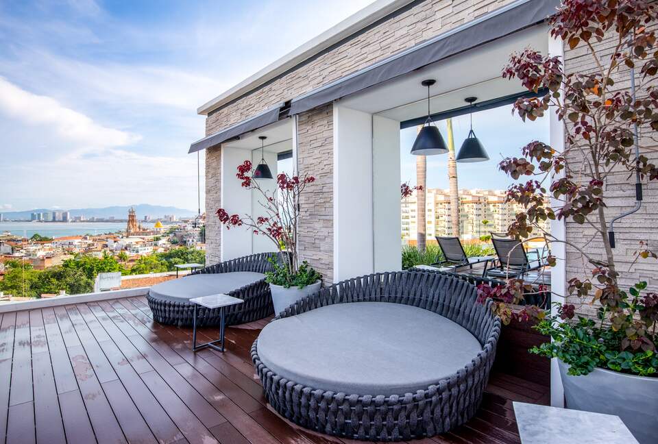 New D'esire | With Romantic Zone, Gym, Rooftop Pool - Emiliano Zapata, C.P. Puerto Vallarta, Mexico