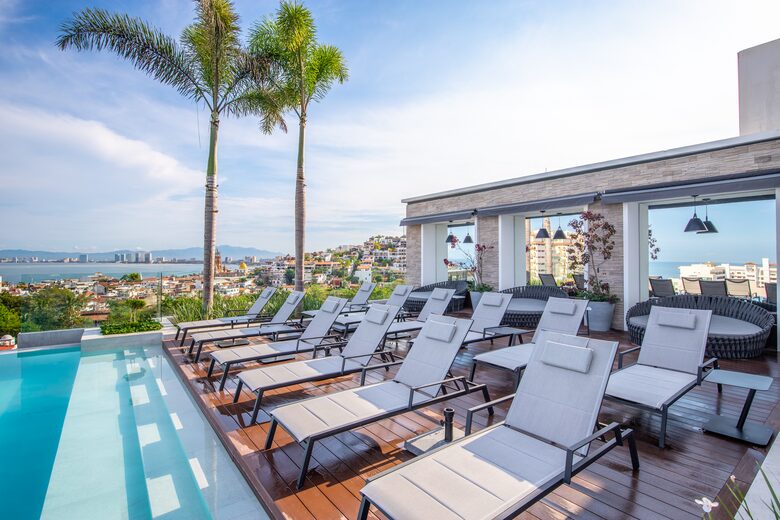 New D'esire | With Romantic Zone, Gym, Rooftop Pool - Emiliano Zapata, C.P. Puerto Vallarta, Mexico