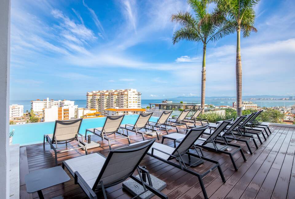 New D'esire | With Romantic Zone, Gym, Rooftop Pool - Emiliano Zapata, C.P. Puerto Vallarta, Mexico