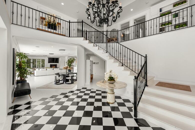 Floresta Pacific Palisades Stunning Estate - Pacific Palisades, California