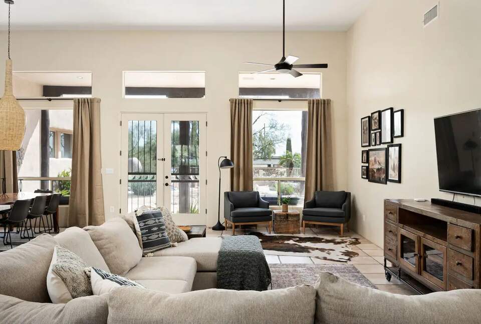 North Scottsdale Sanctuary - Cave Creek, Arizona