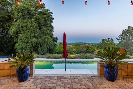 Central Coast Mountain View Retreat - Atascadero, California