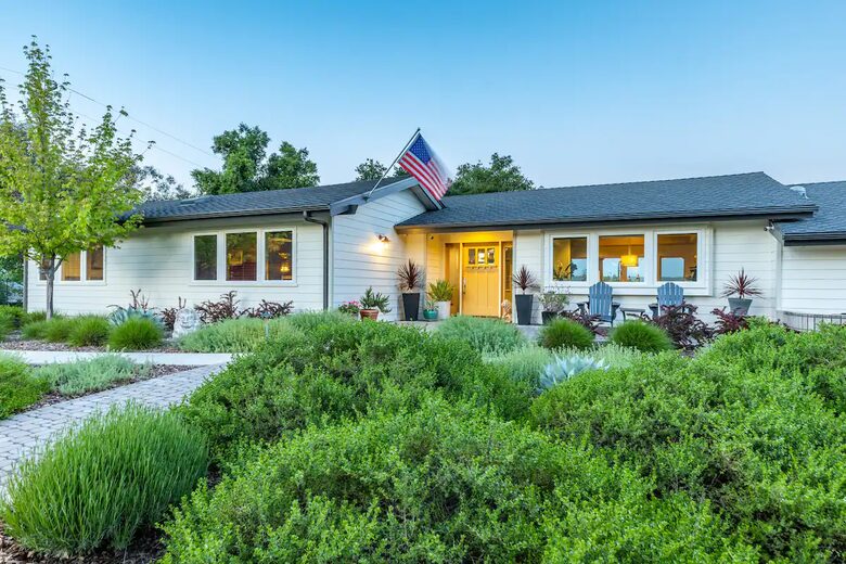 Central Coast Mountain View Retreat - Atascadero, California