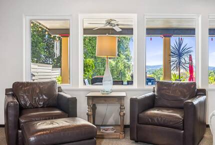 Central Coast Mountain View Retreat - Atascadero, California