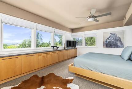 Central Coast Mountain View Retreat - Atascadero, California