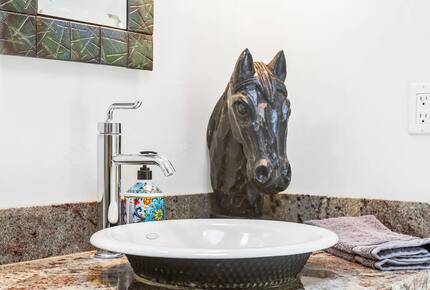 Central Coast Mountain View Retreat - Atascadero, California