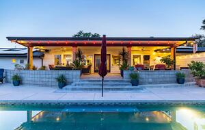 Central Coast Mountain View Retreat - Atascadero, California