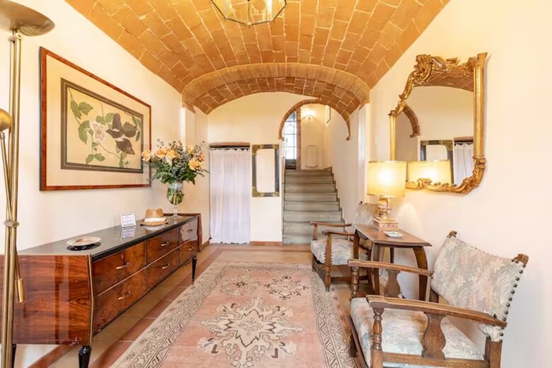 Villa San Lorenzo Umbrian Estate - Castiglione Del Lago, Italy