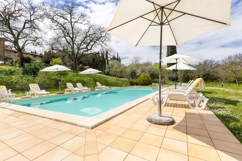 Villa San Lorenzo Umbrian Estate - Castiglione Del Lago, Italy